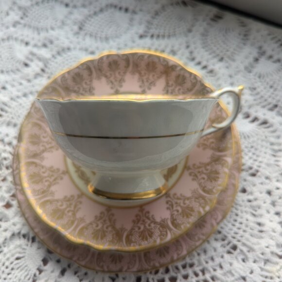 Tea Cup, Saucer, Plate - Paragon Bone China - Antique - Rare - Picture 2 of 6